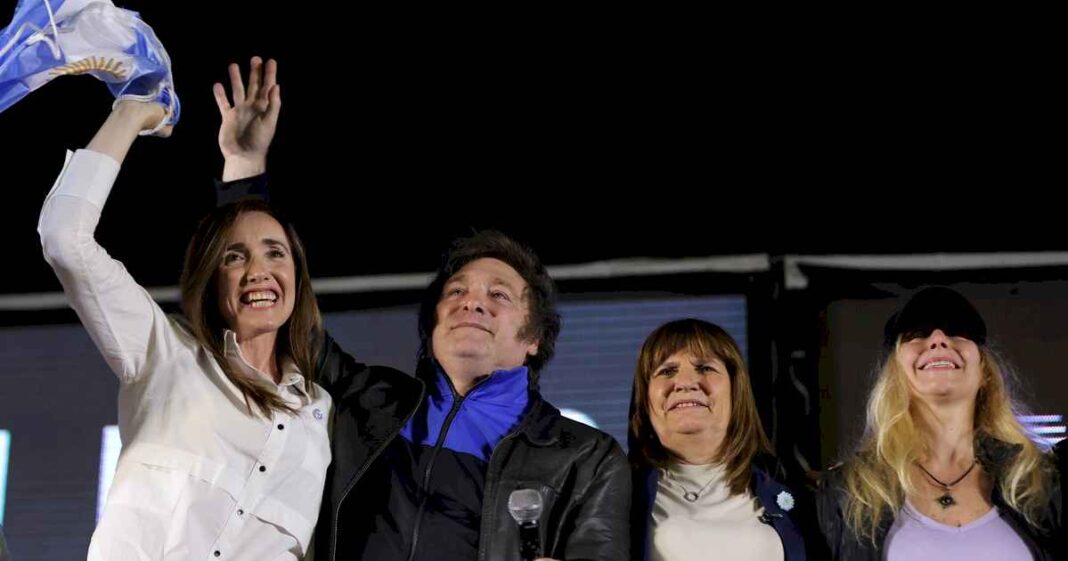 milei-y-sus-medidas,-en-vivo:-«cuida-mucho-a-su-hermano-y-le-da-sosten-politico-al-proyecto»,-el-elogio-de-patricia-bullrich-a-karina-milei