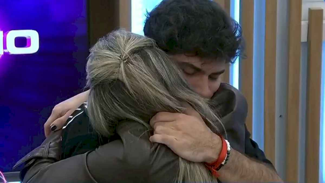 nicolas-se-largo-a-llorar-por-la-eliminacion-de-su-mama-de-la-casa-de-gran-hermano:-queria-que-te-quedes