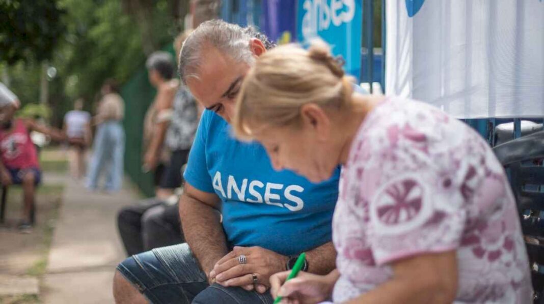 anses-cuando-cobro:-el-cronograma-de-pagos-de-este-martes-18-de-junio