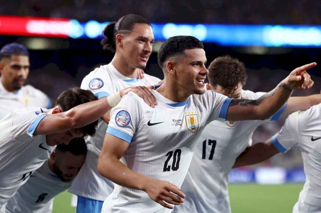 uruguay-se-entusiasma-en-la-copa-america-con-el-poder-de-fuego-y-la-marca-registrada-de-bielsa