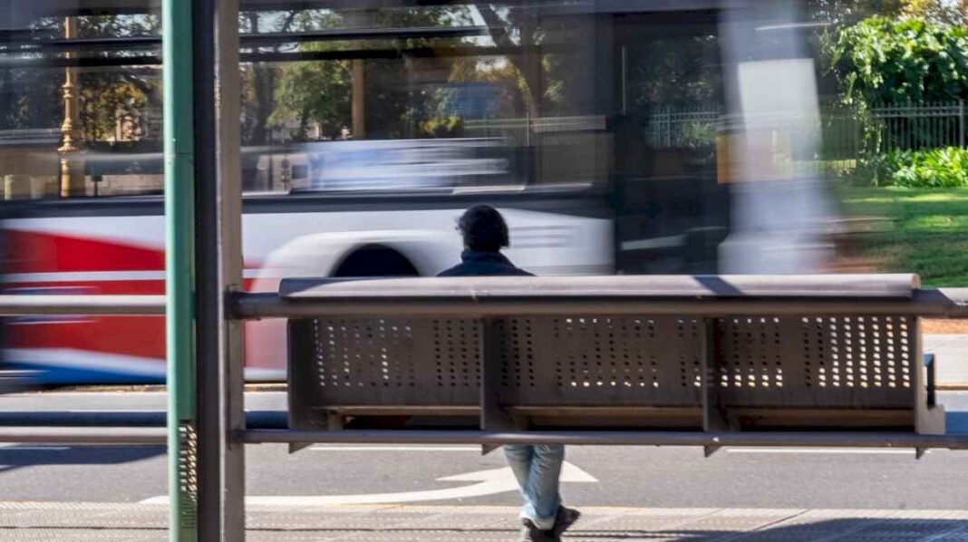 paro-de-colectivos-en-el-amba:-cuales-son-las-lineas-que-no-funcionan-este-viernes-5-de-julio