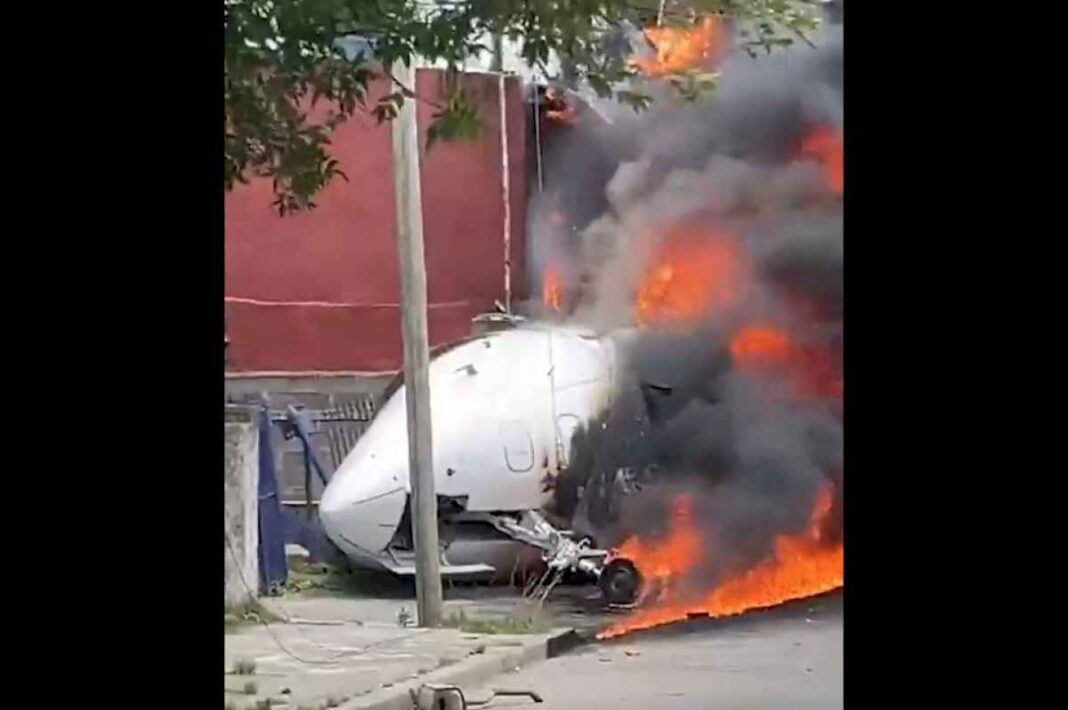 dos-personas-murieron-en-un-accidente-de-avion-en-san-fernando