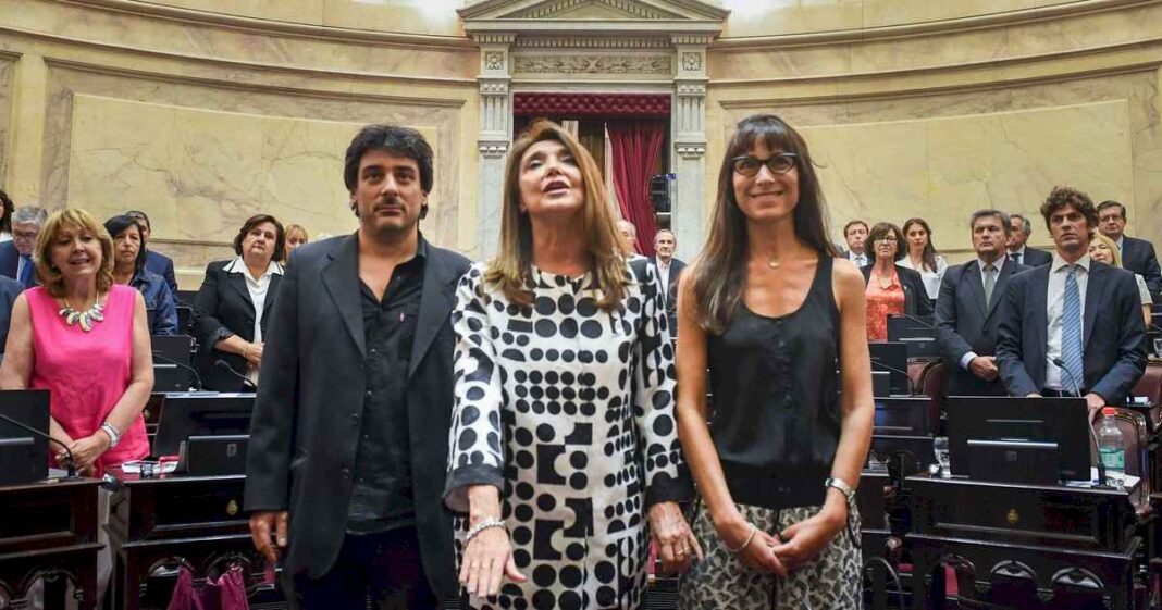 tension-por-la-defensoria-del-nino:-organizaciones-civiles-presentaron-un-amparo-contra-el-congreso-para-exigir-que-no-quede-acefala